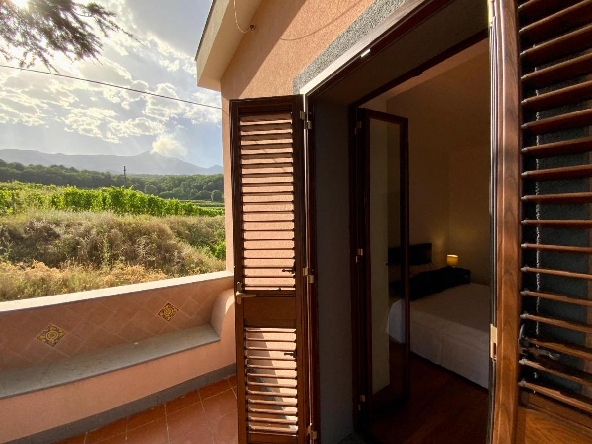 Tenuta Kiwi Dell'Etna มีโล ภายนอก รูปภาพ